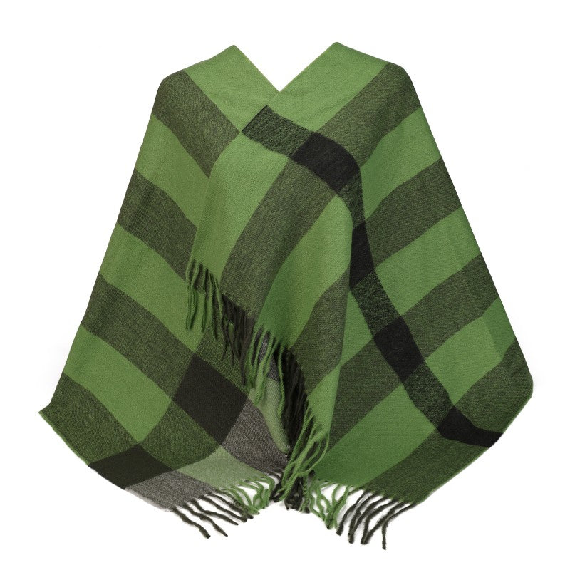 Oversized Tartan Plaid Shawl Wrap – Cozy Winter Scarf with Fringe