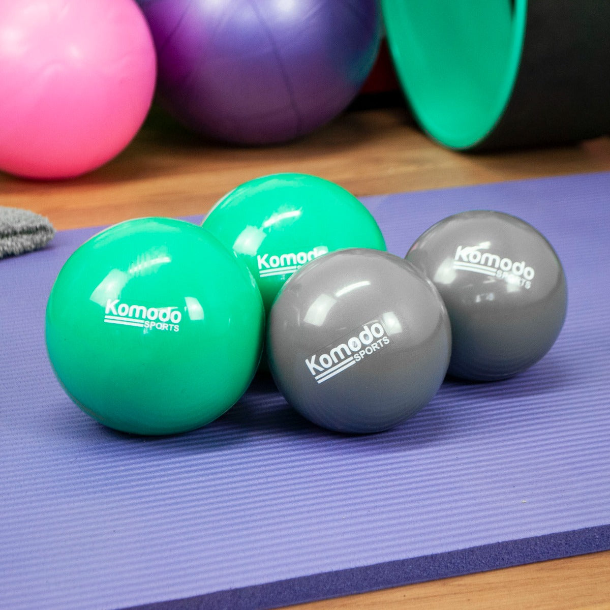 Grey Weighted Toning Balls - 2x 0.5kg