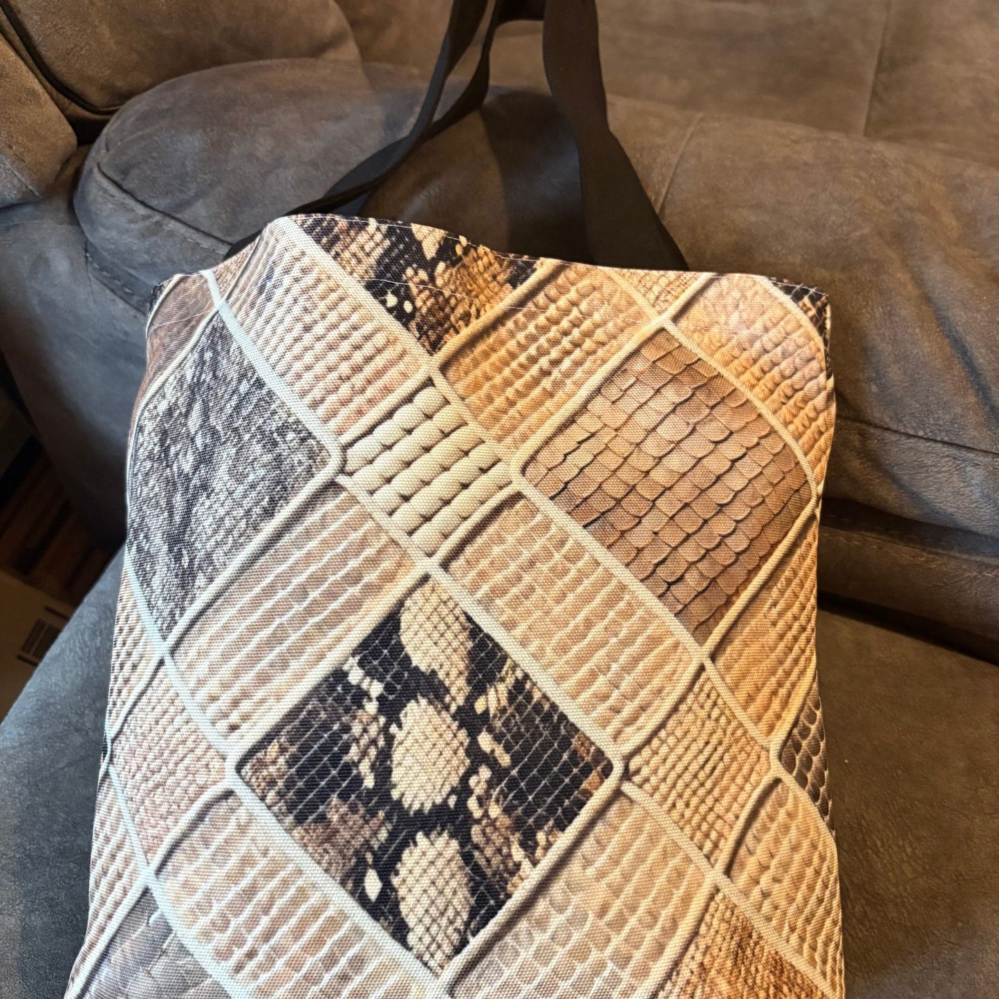 Stylish Faux Snakeskin Print Canvas Tote Bag – Reusable Shoulder Shopper Bag with Black Handles, Lightweight & Durable Handbag for Everyday Use