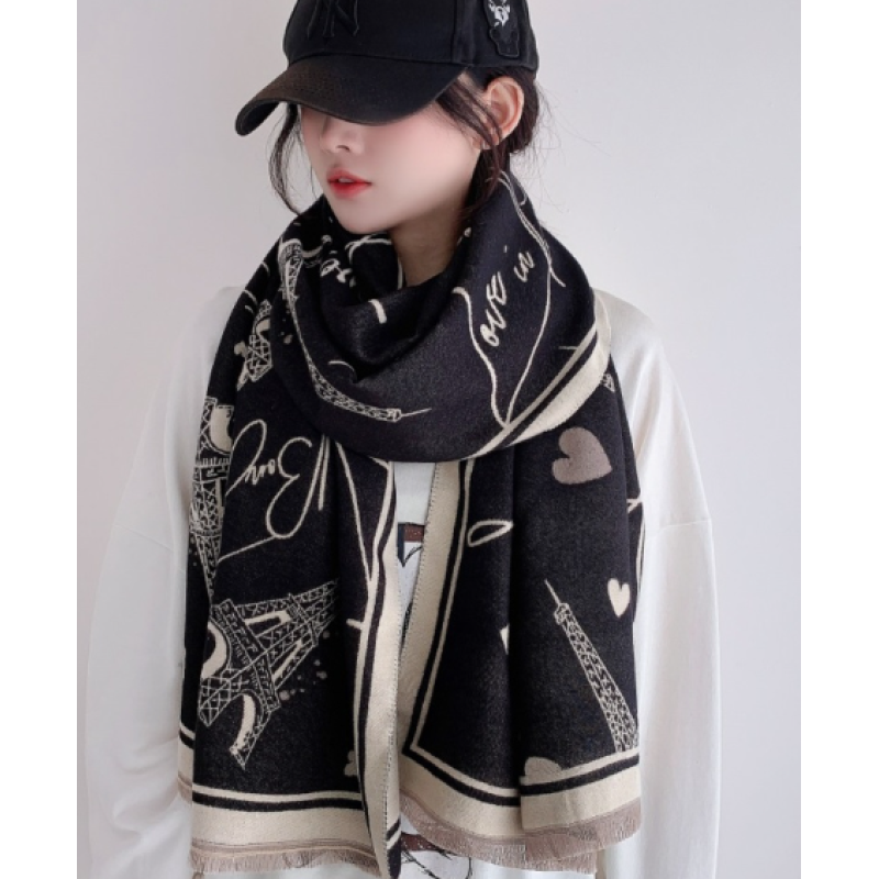 Eiffel Dreams Cashmere Scarf – Elegant Parisian Winter Wrap