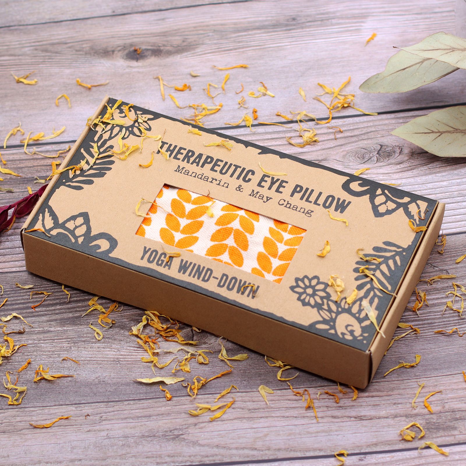 Agnes + Cat Eye Pillow -  Yoga wind-down