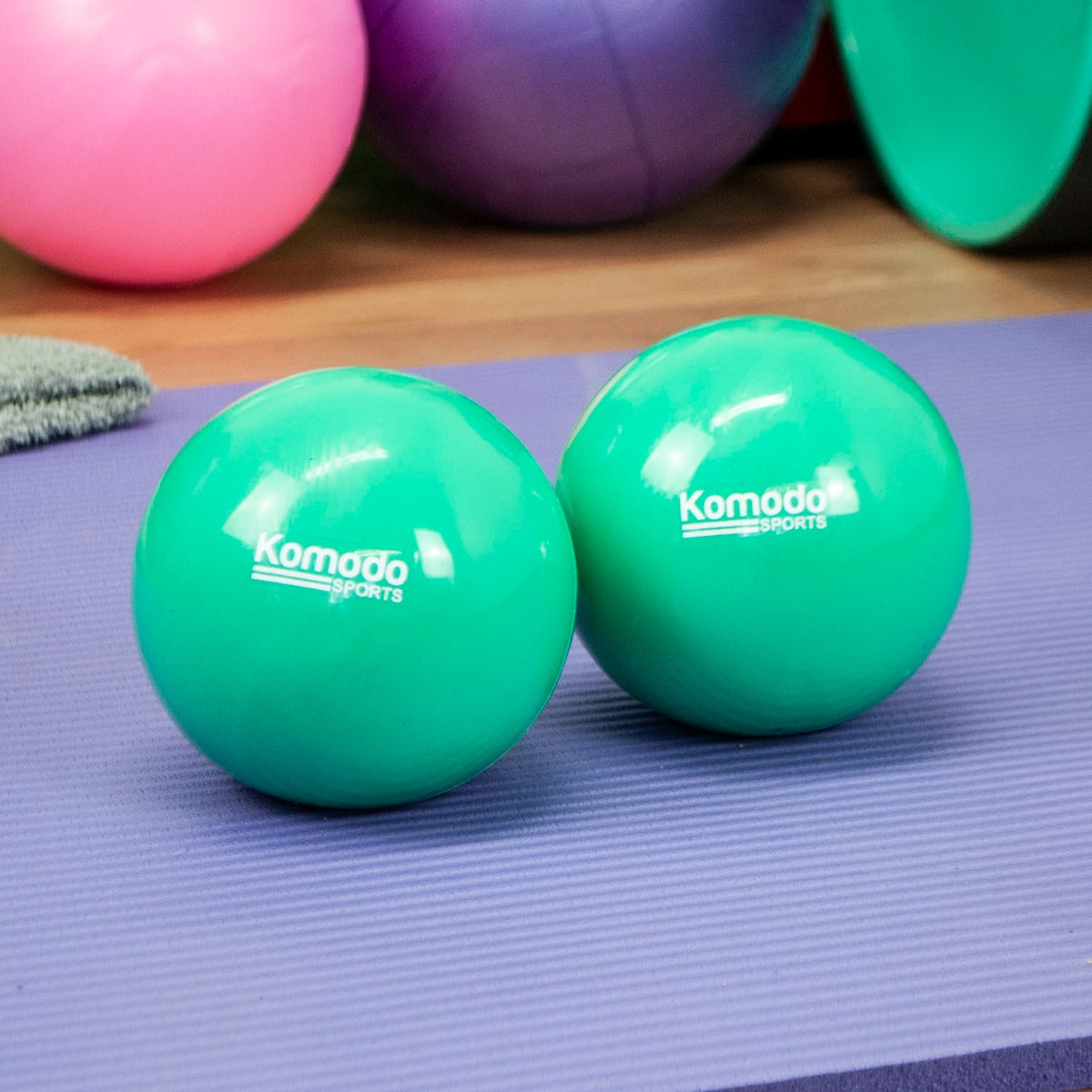 Green Weighted Toning Balls - 2x 1.5kg